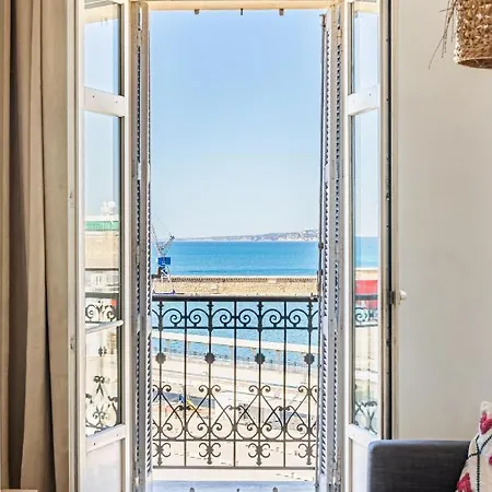 T2 Vue Mer Au Pied De La Major Marseille Exterior photo