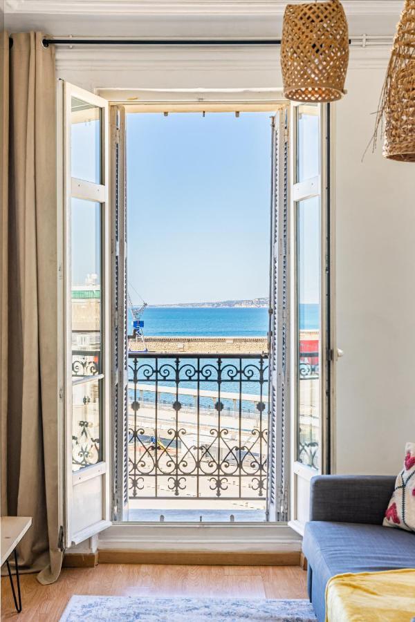 Apartment T2 Vue Au Pied De La Major Marseille