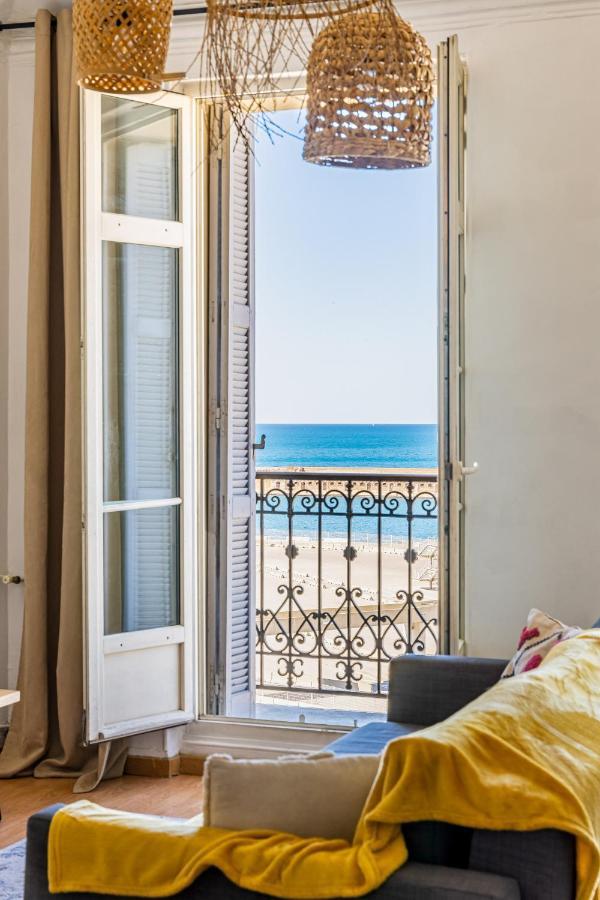T2 Vue Au Pied De La Major * Marseilles